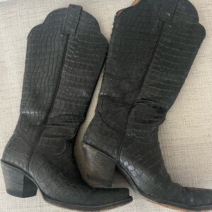 Idyllwind Black Croc-Embossed Leather Heeled Western Boots